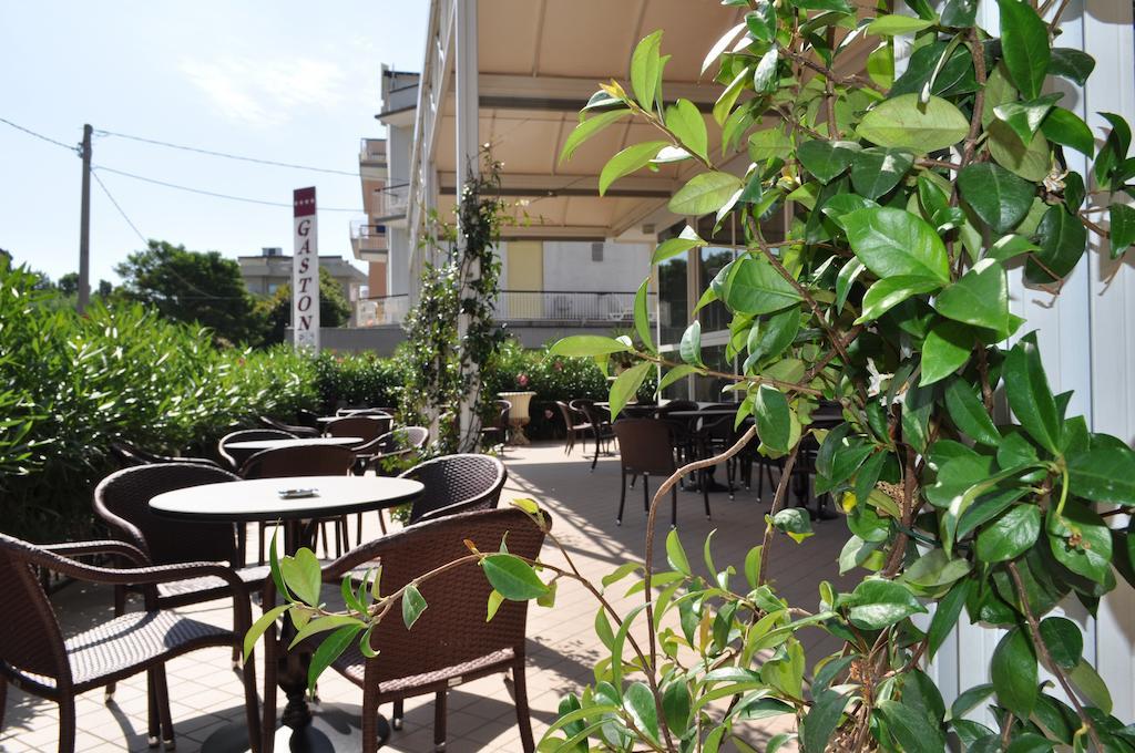 加斯顿酒店 里米尼 外观 照片